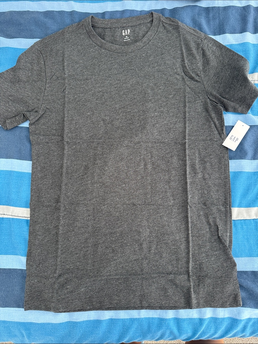 GAP Men's Short Sleeve Crew Neck T-Shirt - Charcoal Gray